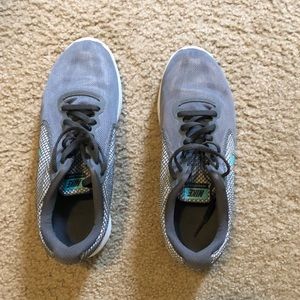 Nike women’s size 9 running shoes
